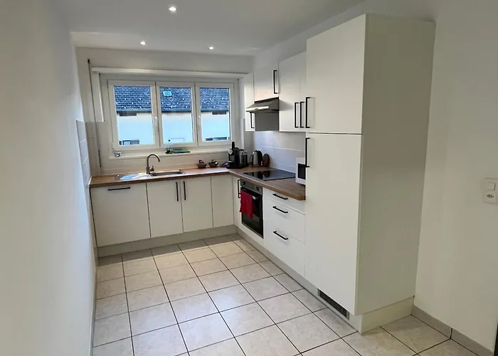 Sweet 3 Bedrooms Free Parking Apartman *