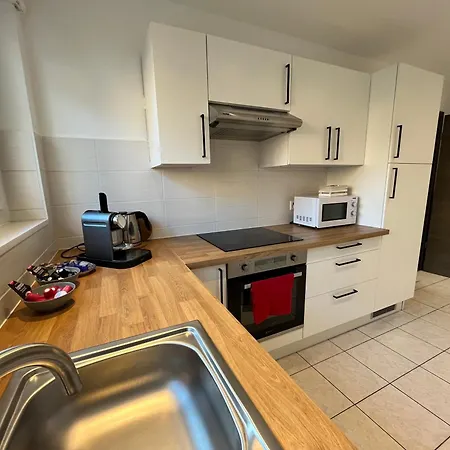Apartmán Sweet 3 Bedrooms Free Parking *